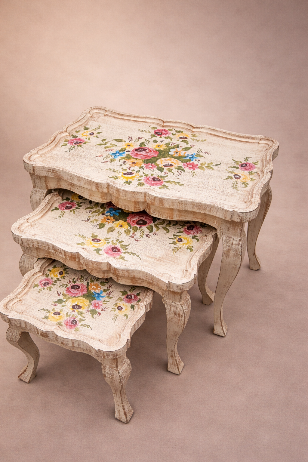 GUL-BAHAR NESTING TABLES