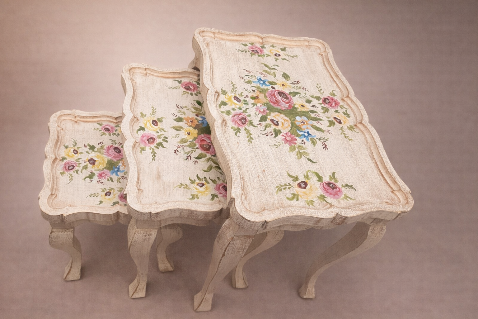 GUL-BAHAR NESTING TABLES