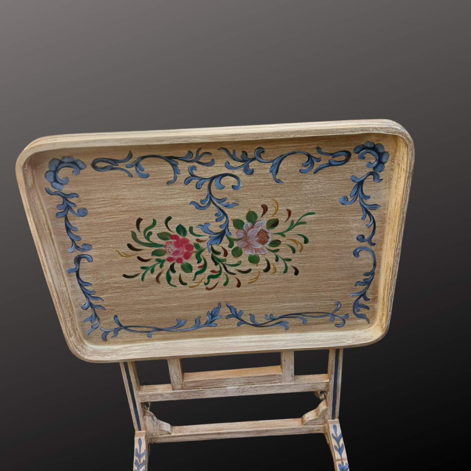 The Floral Harmony Tray Stand