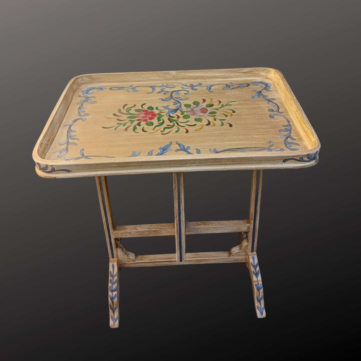 The Floral Harmony Tray Stand