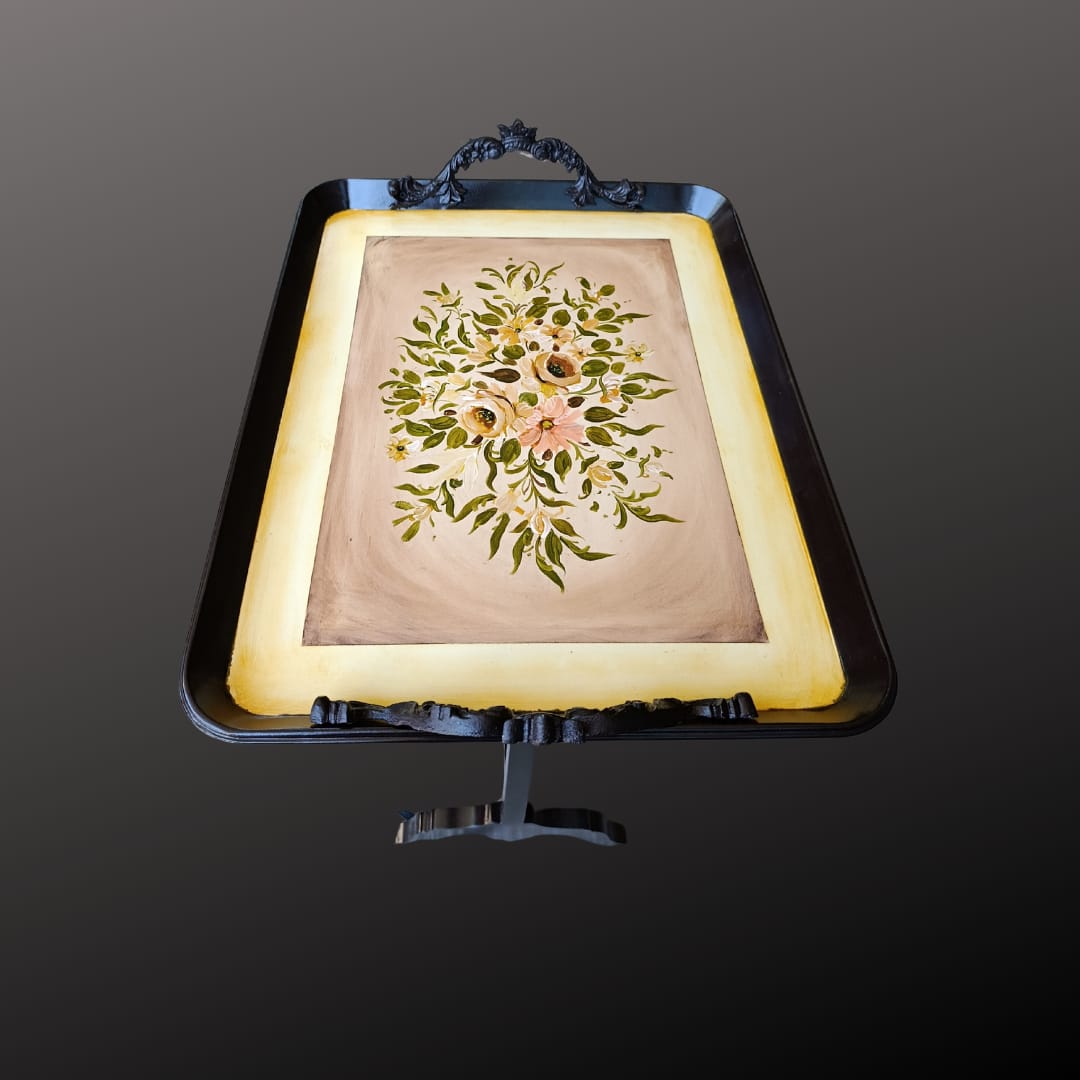 Botanic Charm Tray Table