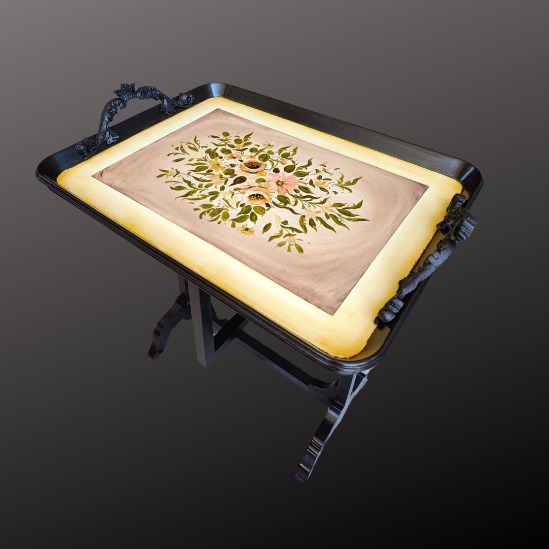 Botanic Charm Tray Table
