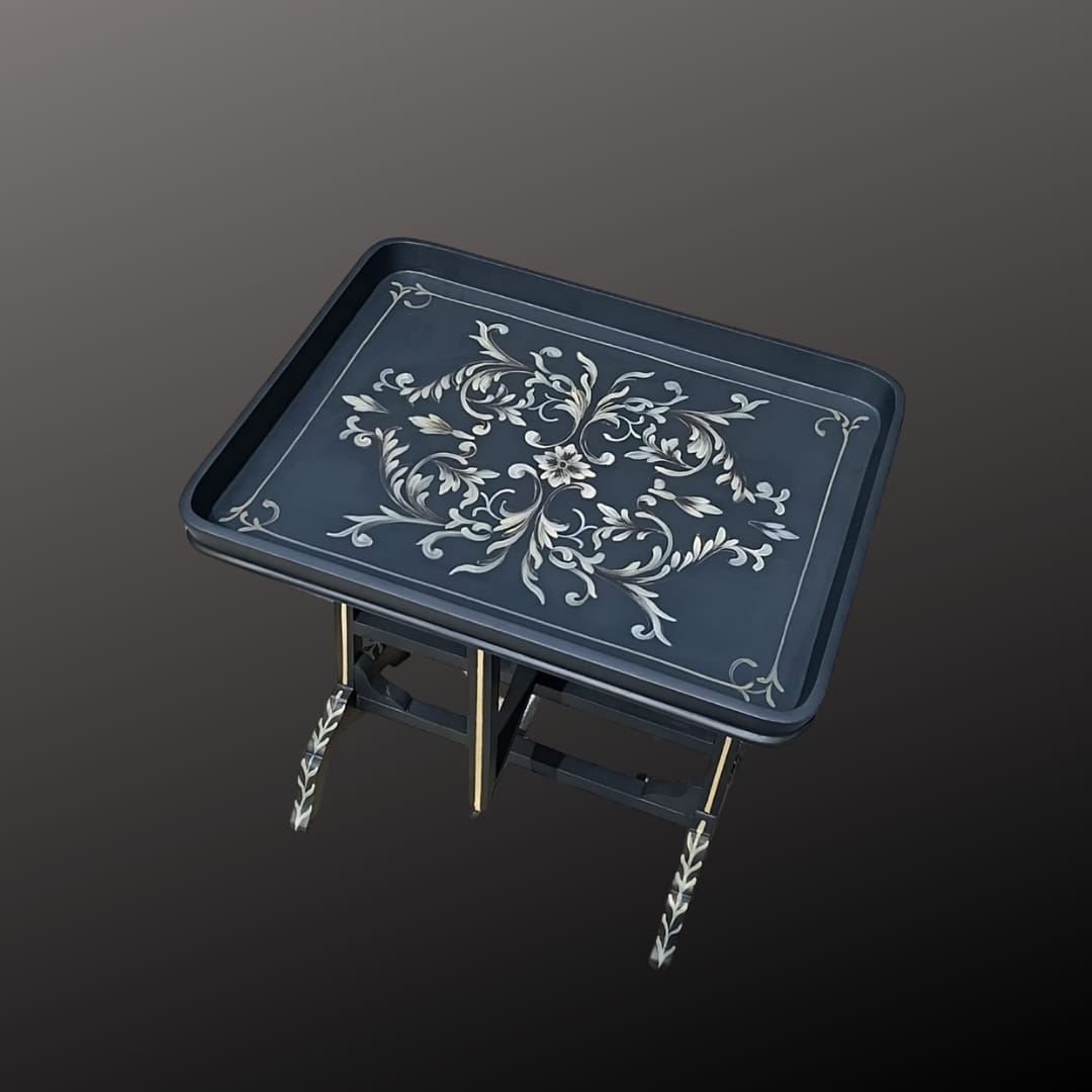 The Imperial Bloom Table