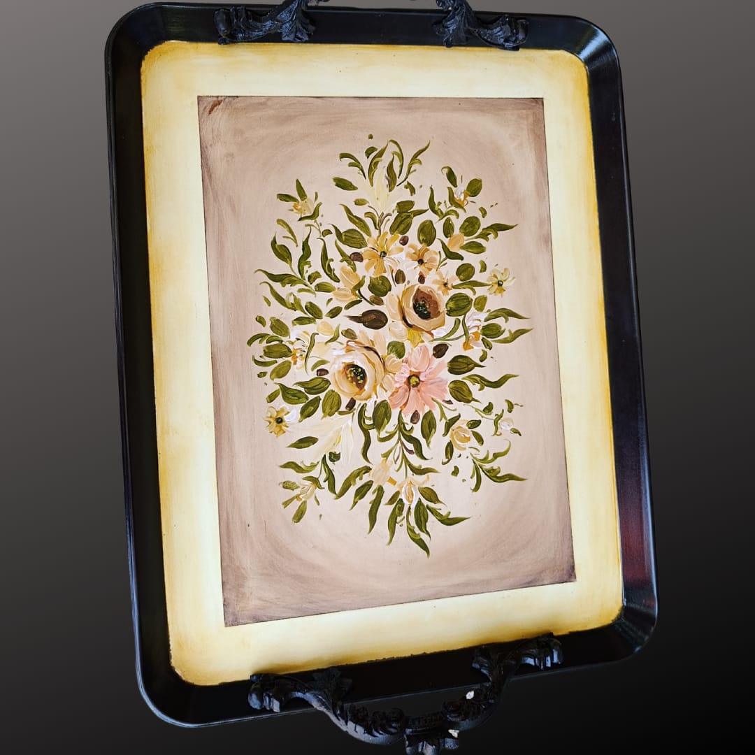 Botanic Charm Tray Table