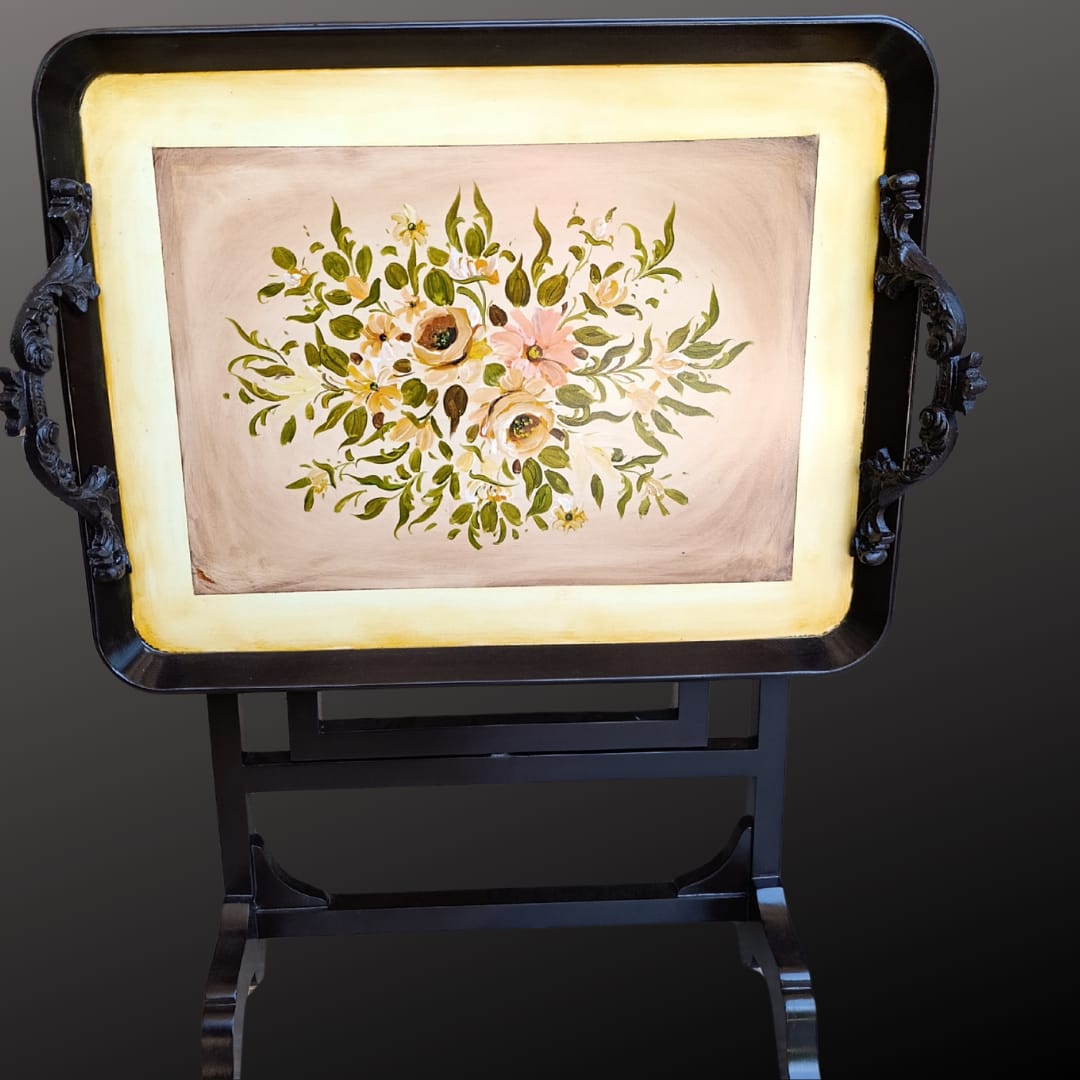 Botanic Charm Tray Table