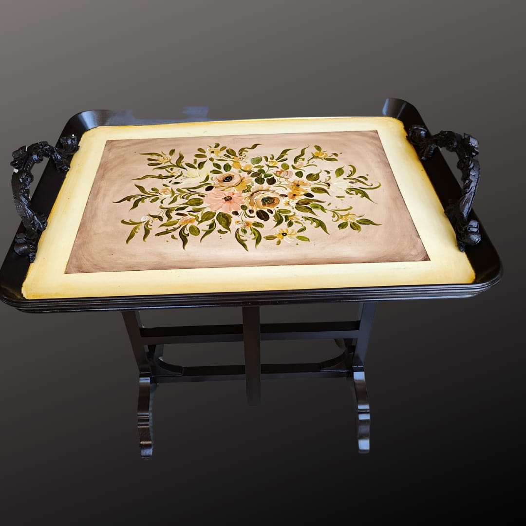 Botanic Charm Tray Table